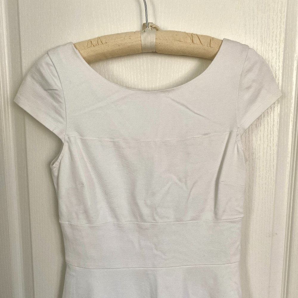 Banana Republic Lined Rayon Blend Dress with Cap Sleeves and Flared Skirt White